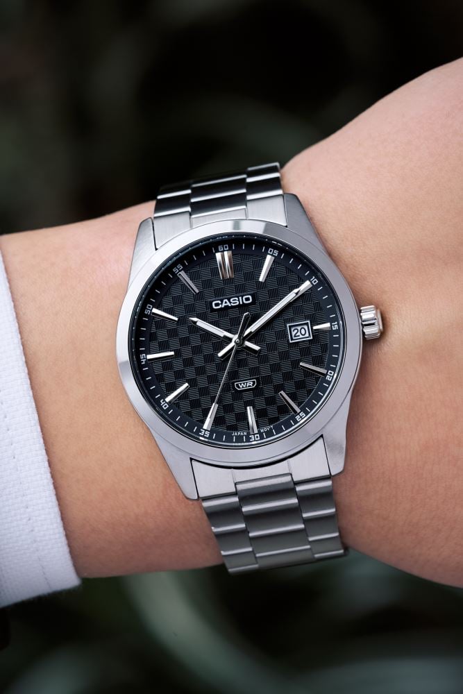 Casio MTP-VD03D-1AUDF Men’s Silver Stainless Steel Watch with Black Dial| Casio MTP-VD03D-1AUDF