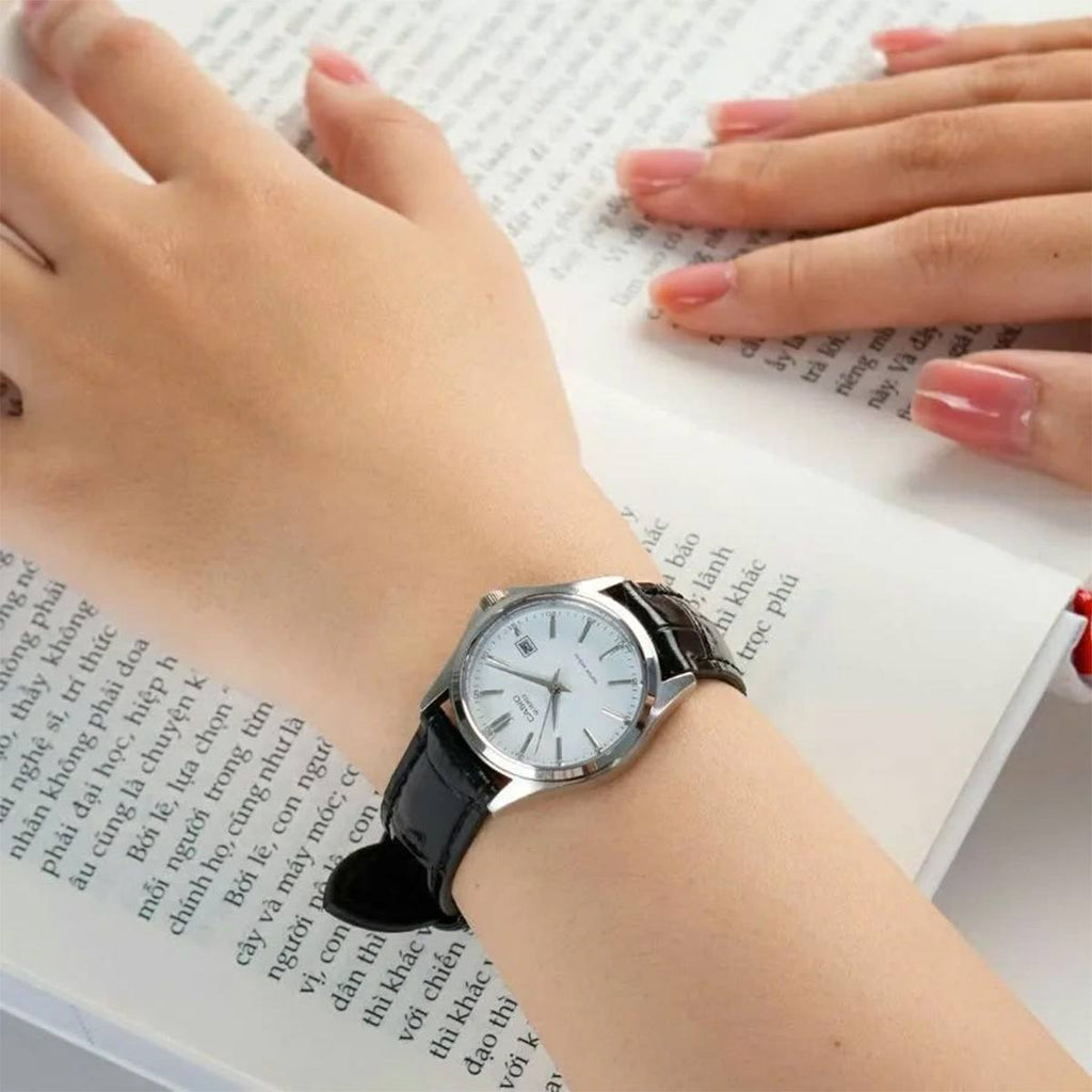Casio LTP-1183E-7ADF White Dial Women's Leather Strap Watch | Casio LTP-1183E-7ADF