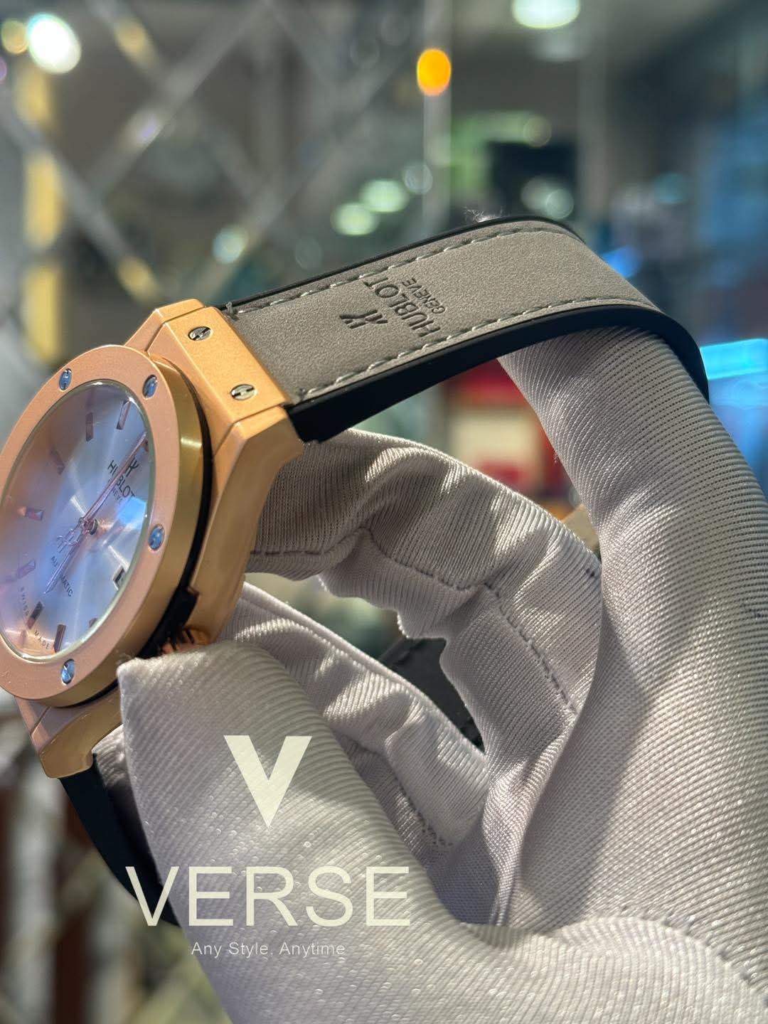 Hublot Classic Fusion Automatic Grey Belt Rose Gold Case AA