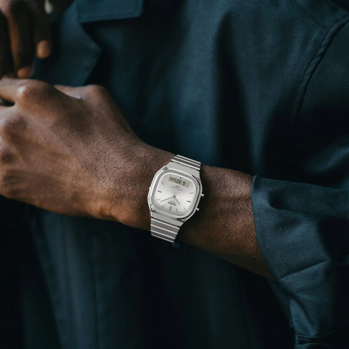 Casio Vintage AQ-240E-7A Dual Time Silver Dial Watch | Casio Vintage AQ-240E-7A