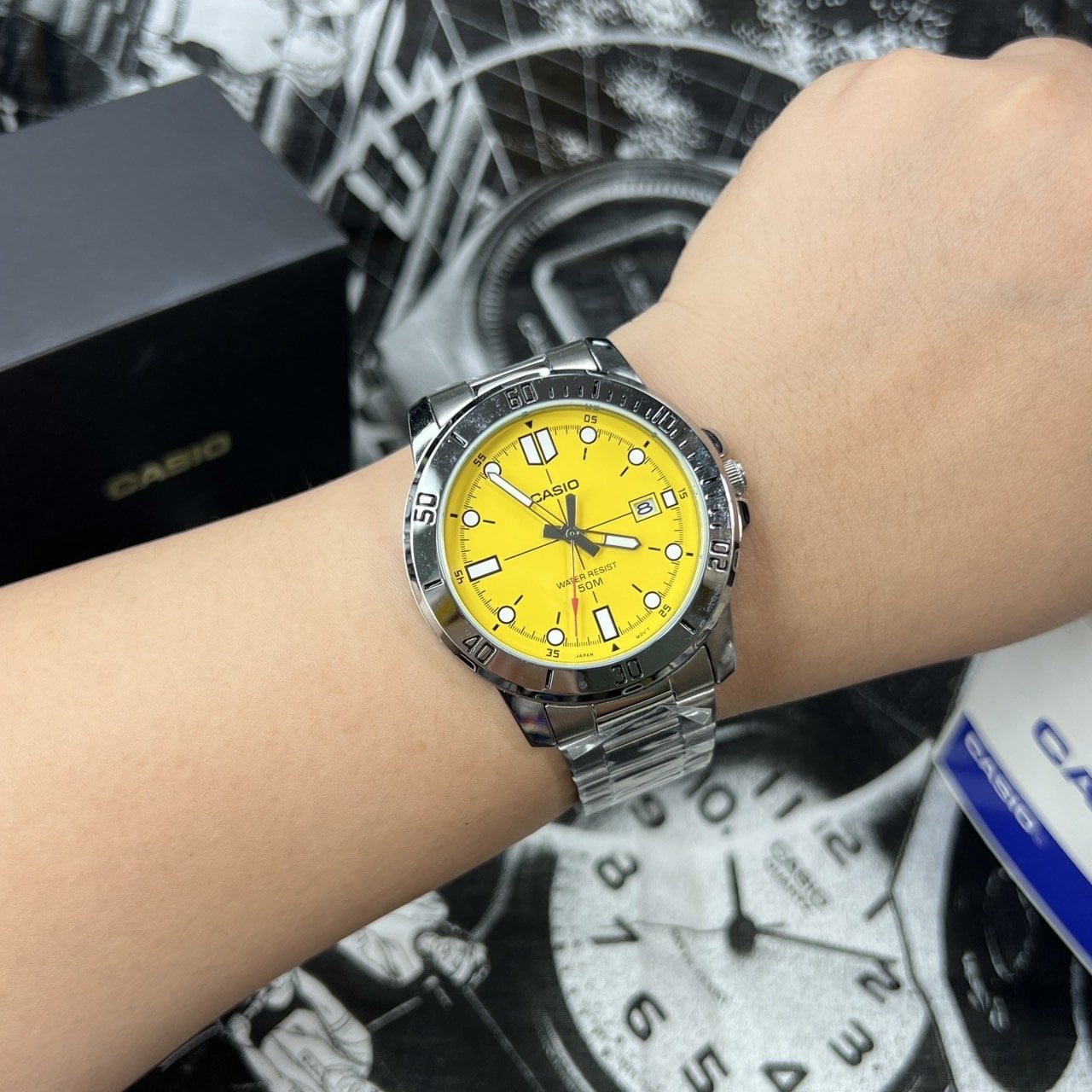 Casio Enticer MTP-VD01D-9EV Yellow Dial Men’s Watch | Casio Enticer MTP-VD01D-9EV