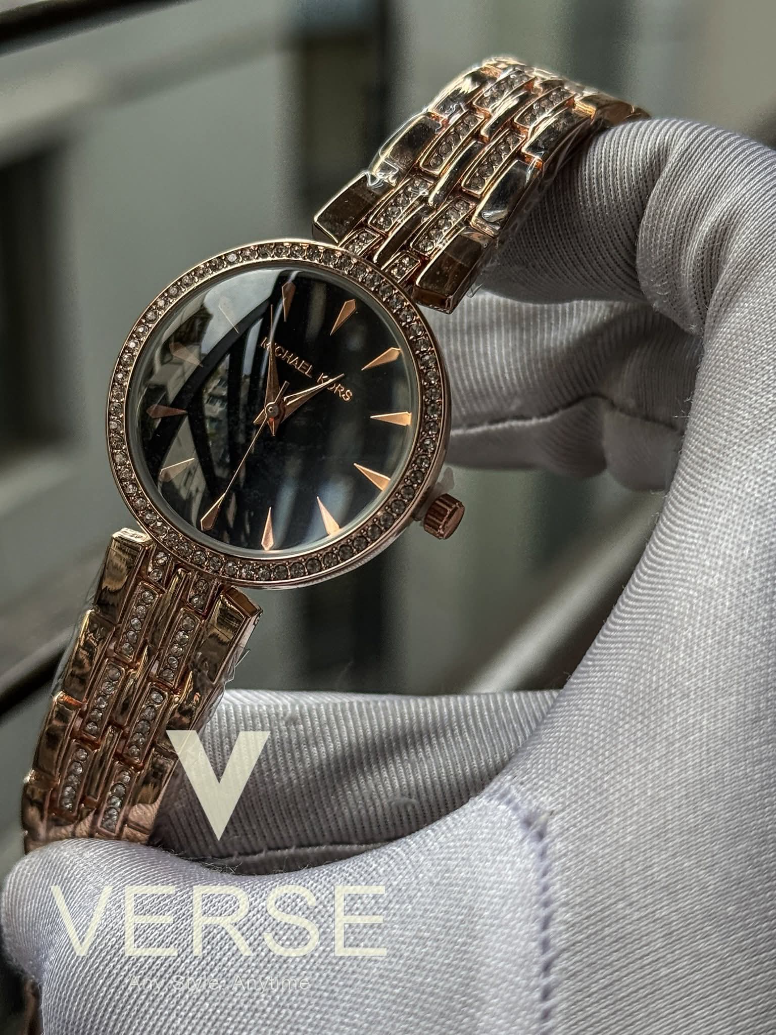 Michael Kors Mini Darci Petite Pavé Rose-Gold Pavé bracelet Black Dial AA