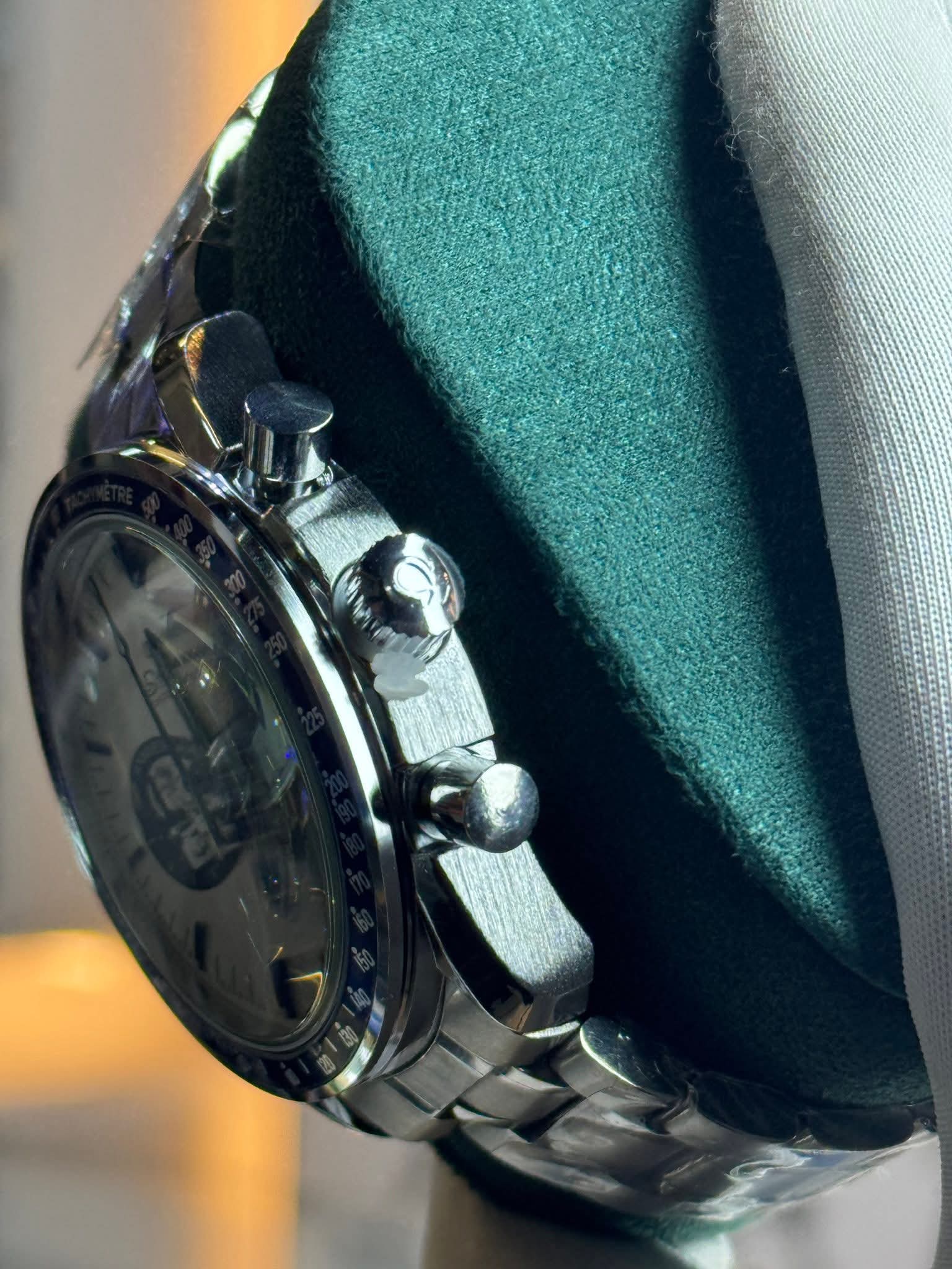 Omega Speedmaster “Silver Snoopy Award” 50th Anniversary Chronograph – Silver Dial AA