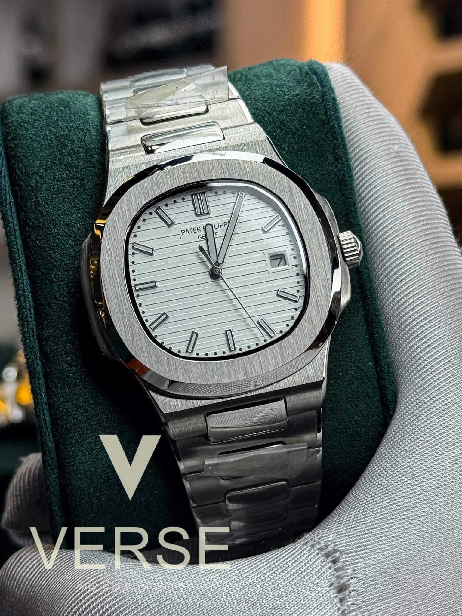 Patek Philippe Nautilus Automatic - White Dial Triple A