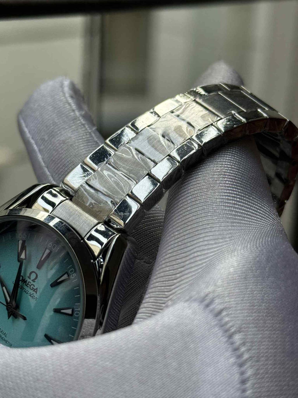 Omega Seamaster AquaTerra Automatic Lacquered Turquoise Gradient Dial AA