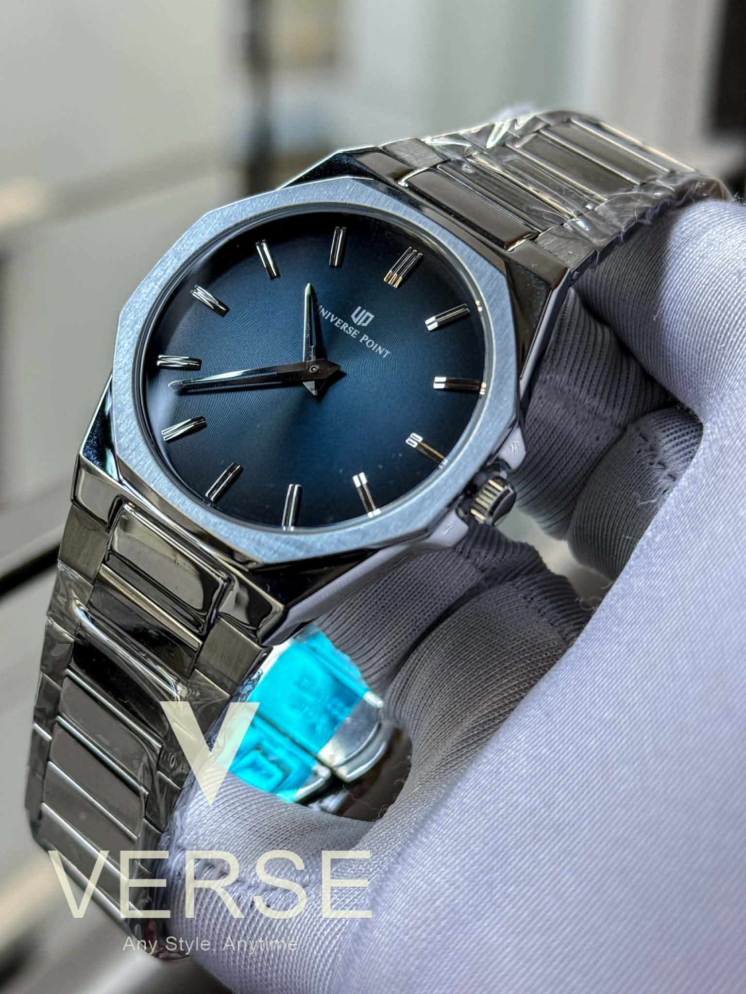 UNIVERSE POINT Slim Octagonal – Silver Chain Blue Gradient Dial | UP3949-088B