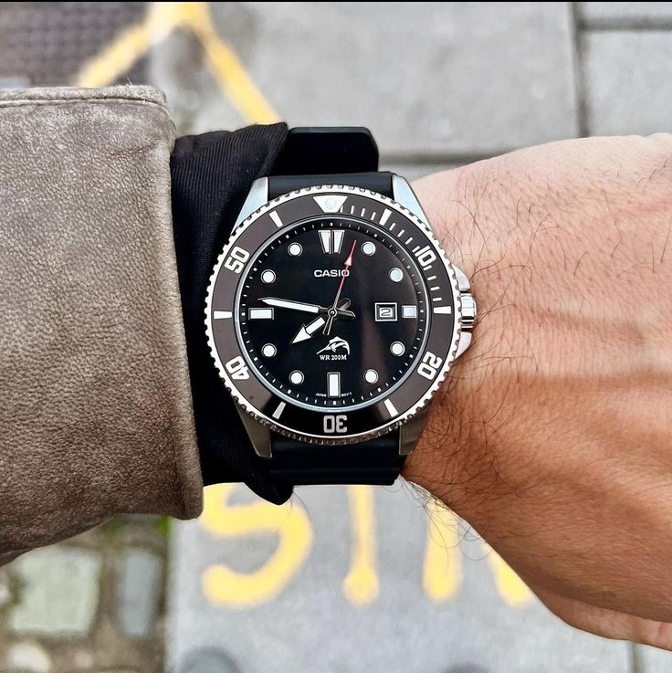 Casio Duro MDV-106-1AVCF Black Dial Resin Strap Men’s Diver Watch | Casio Duro MDV-106-1AVCF