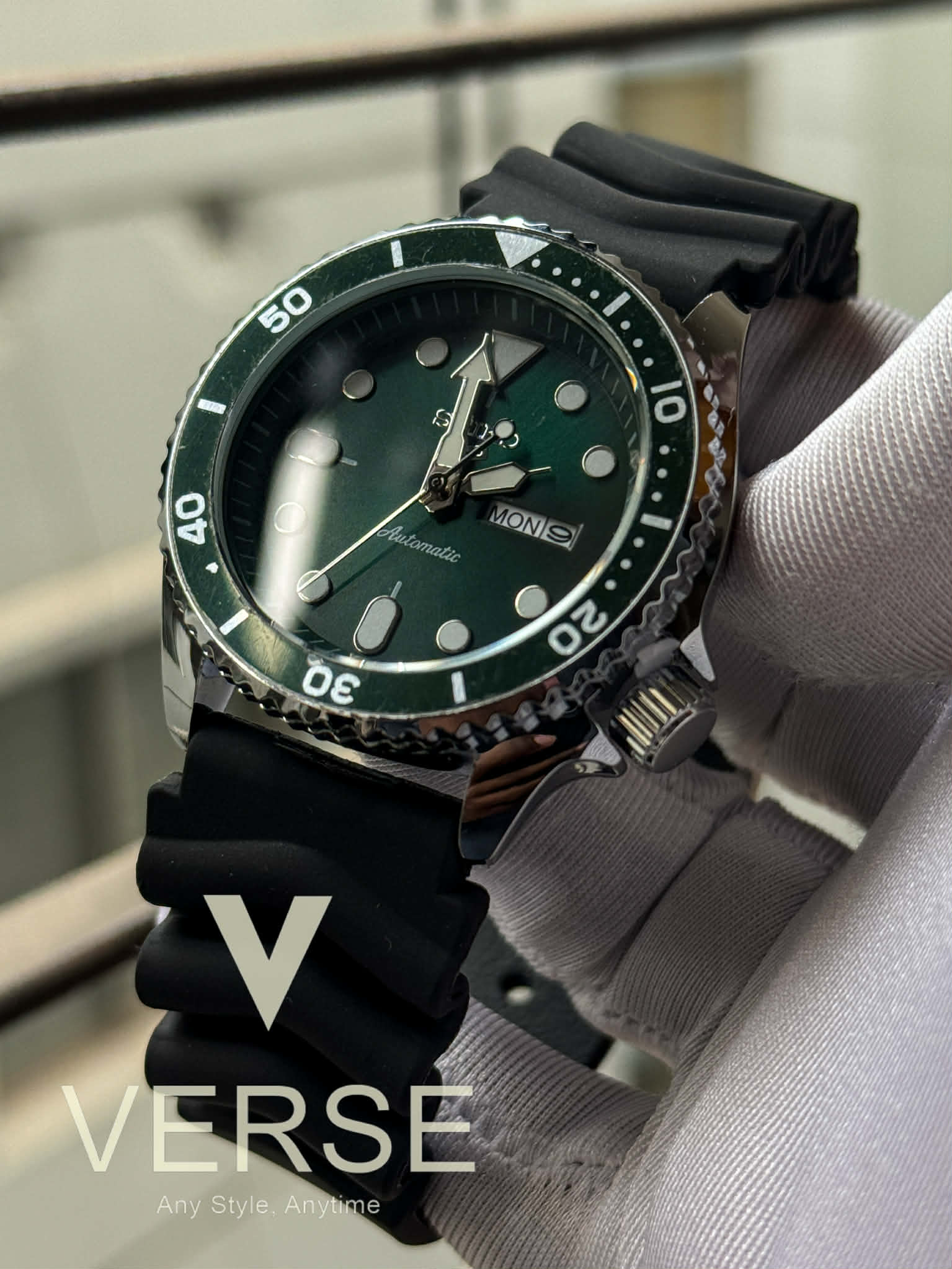 Seiko 5-Sports SKX Sweep "Hulk" AA | Free Nato Strap Offer