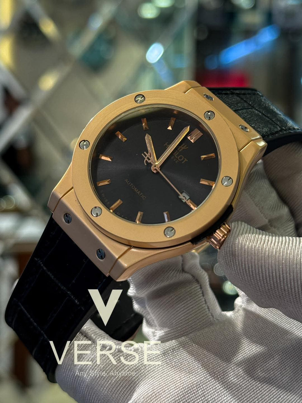 Hublot Classic Fusion Automatic Black Belt Rose Gold Case AA