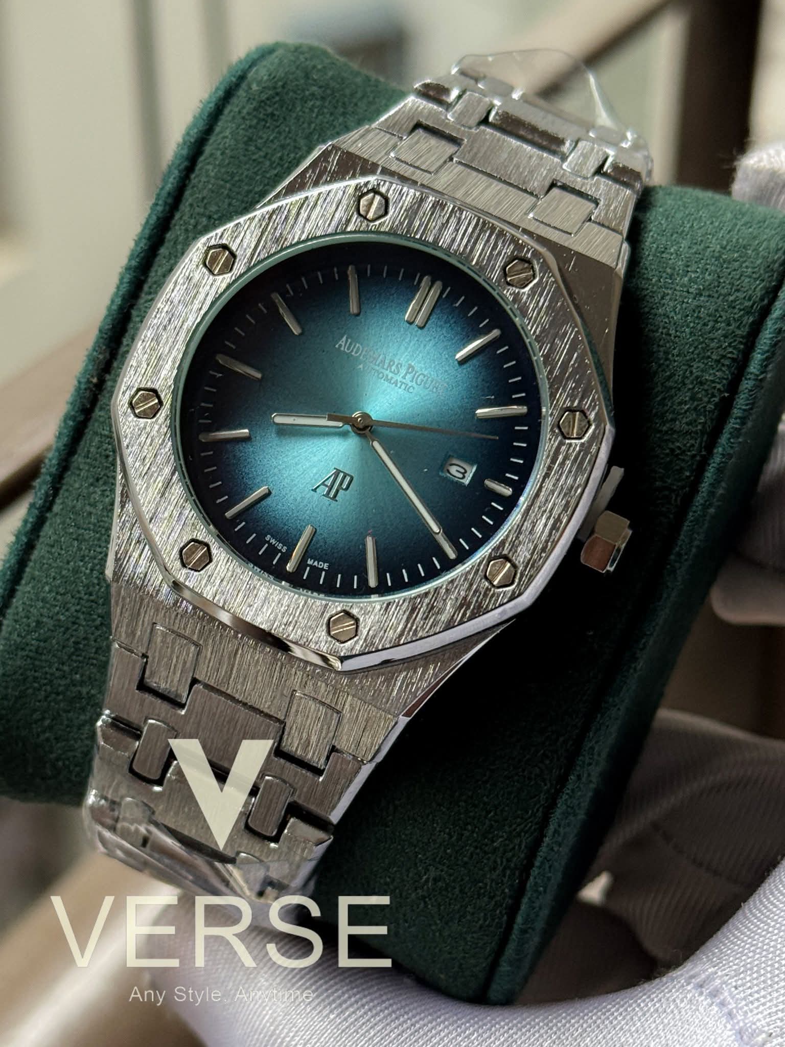 Audemars Piguet Royal Oak Non-Chrono Fumé Ice Blue Dial AA